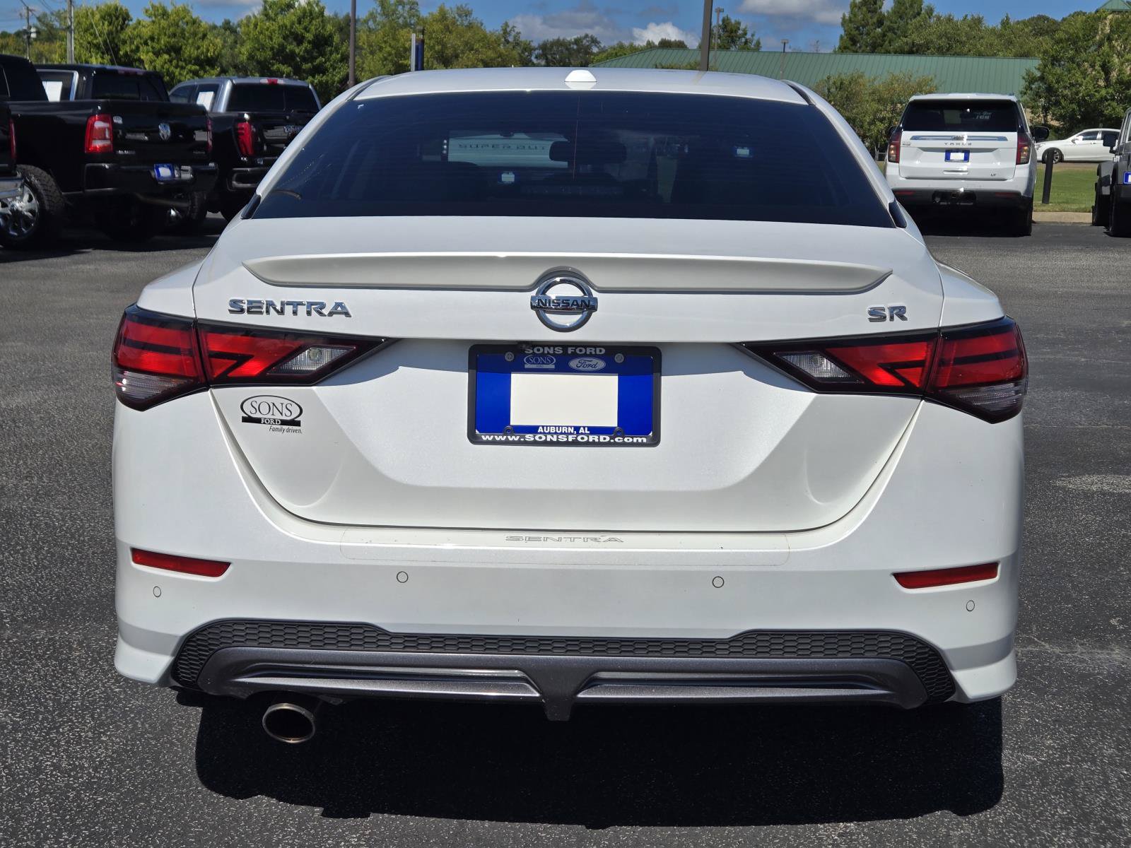 Used 2021 Nissan Sentra SR w/ SR Premium Package FWD image 9