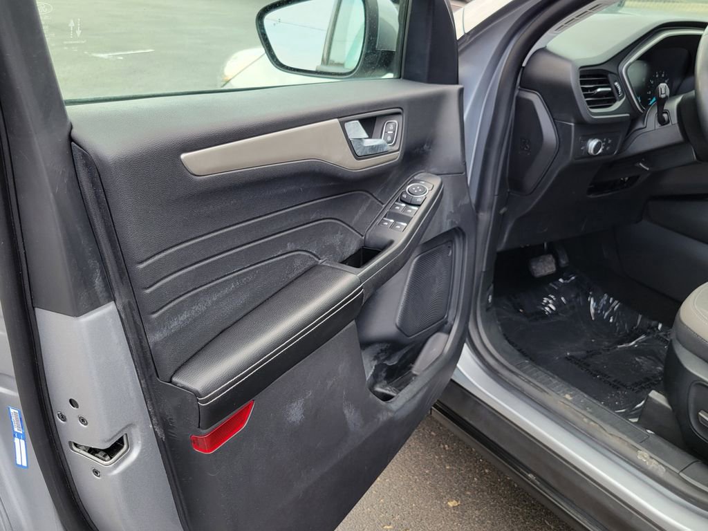 Certified 2021 Ford Escape SE w/ Convenience Package image 6