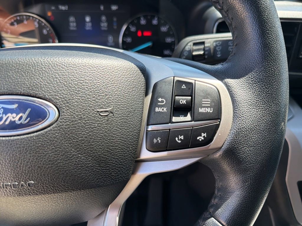 Certified 2023 Ford Explorer XLT w/ Equipment Group 202A RWD image 28