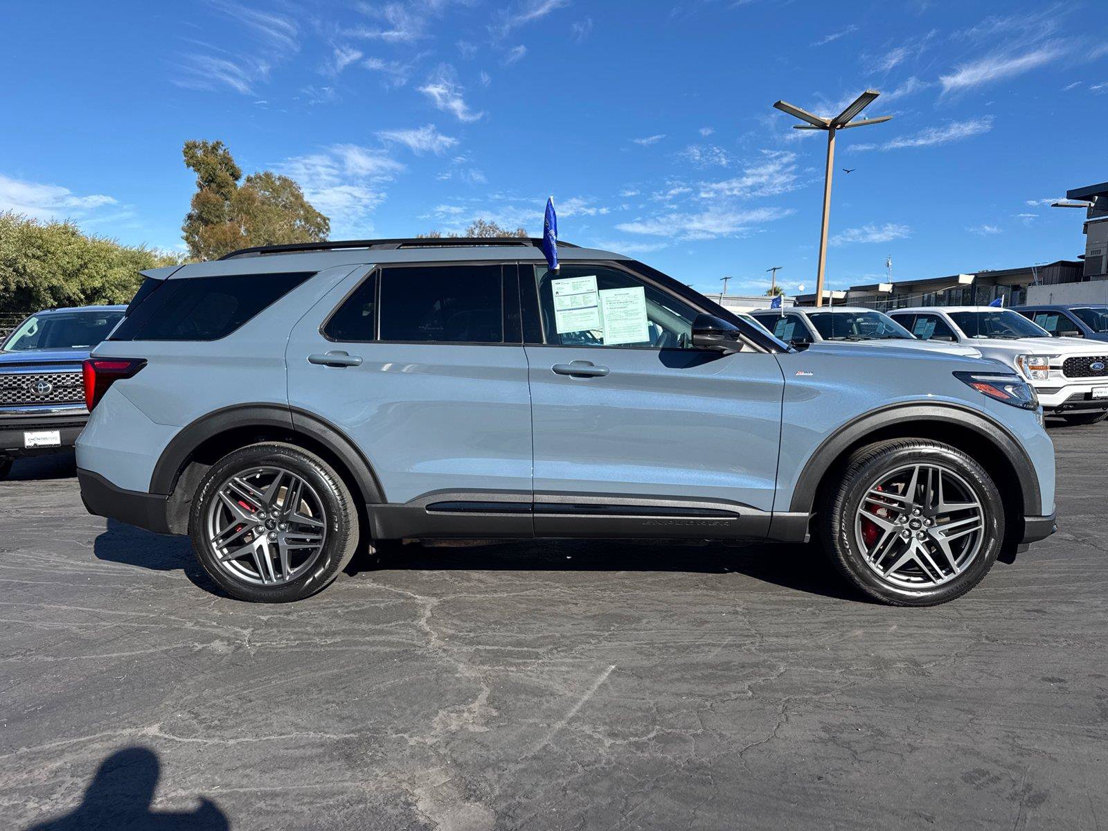 Certified 2025 Ford Explorer ST-Line w/ Premium Package RWD image 7
