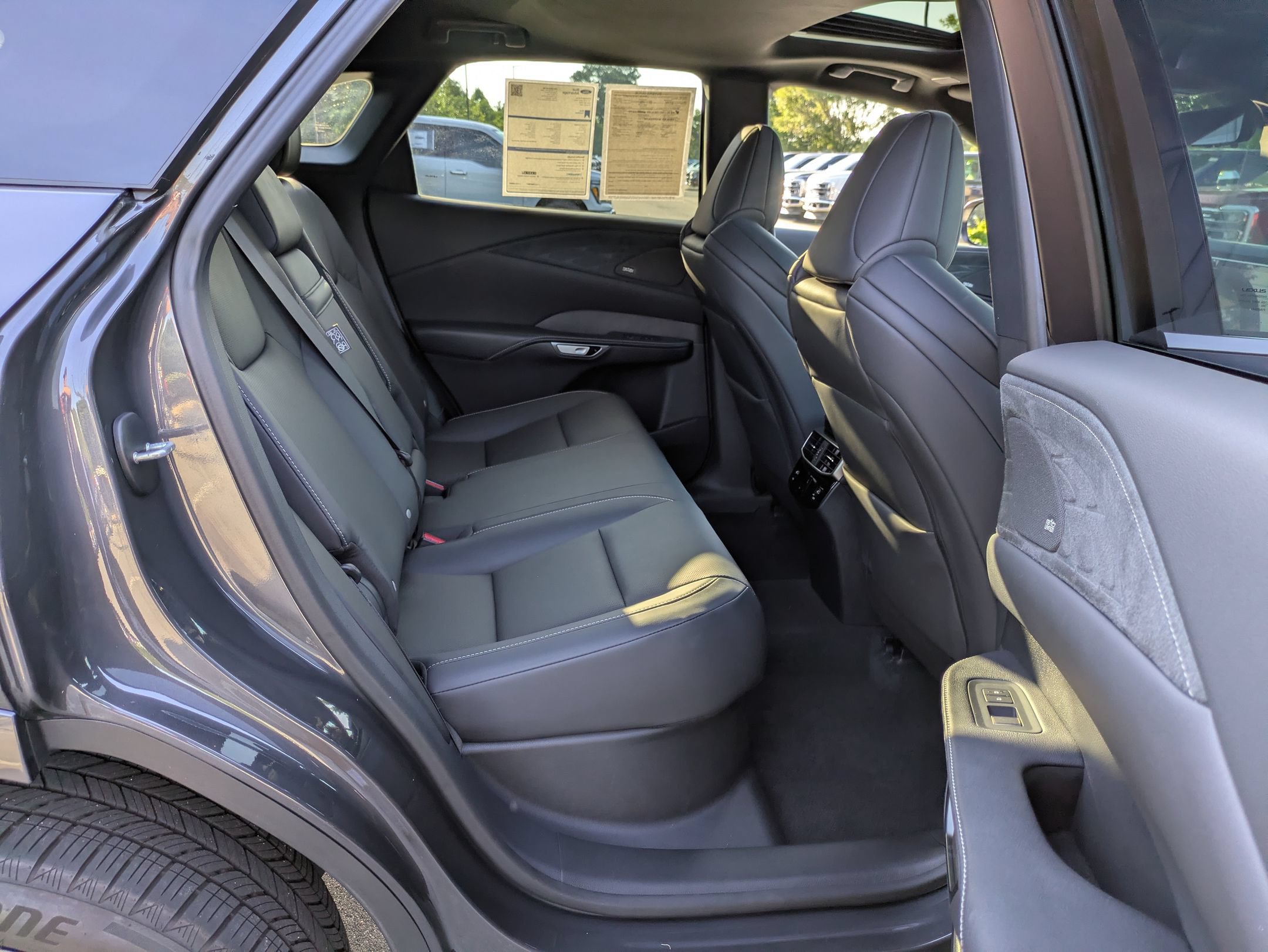 Used 2024 Lexus RX 350 F Sport w/ Convenience Package AWD/4WD image 36