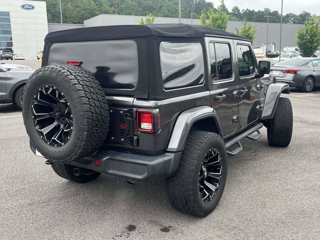 Used 2018 Jeep Wrangler Unlimited Sahara AWD/4WD image 3