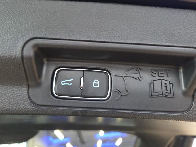 Certified 2023 Ford Explorer XLT w/ Equipment Group 202A image 14