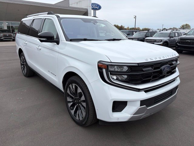 Certified 2025 Ford Expedition Max Platinum w/ Driver's Package AWD/4WD image 10