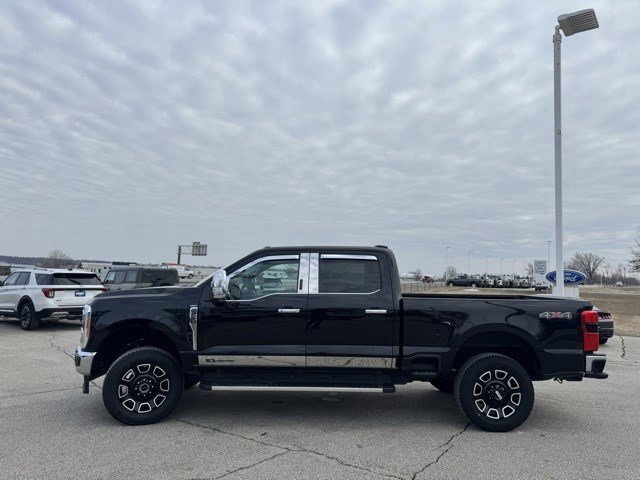 Certified 2023 Ford F250 Lariat w/ Chrome Package image 2