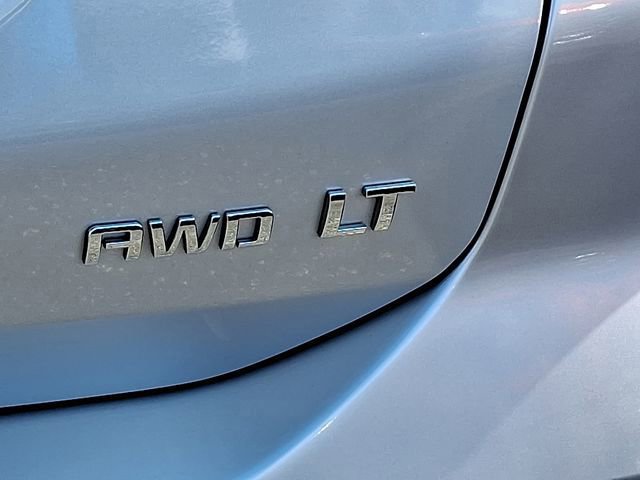 Used 2018 Chevrolet Equinox LT image 32