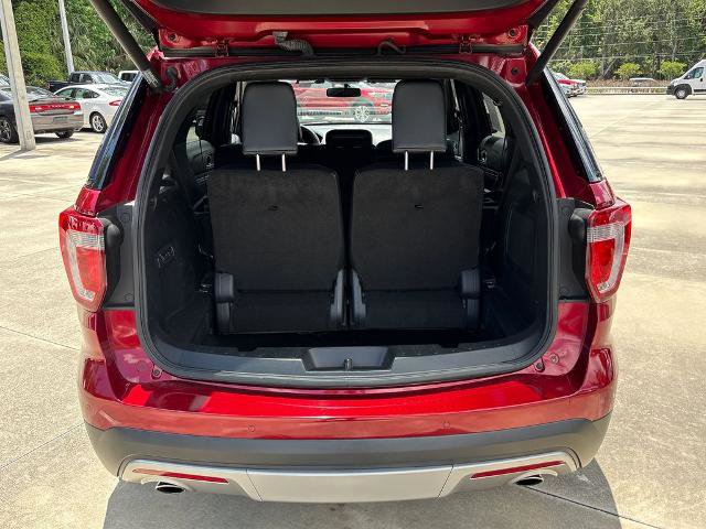 Certified 2017 Ford Explorer Limited w/ Class II Trailer Tow Package FWD image 33