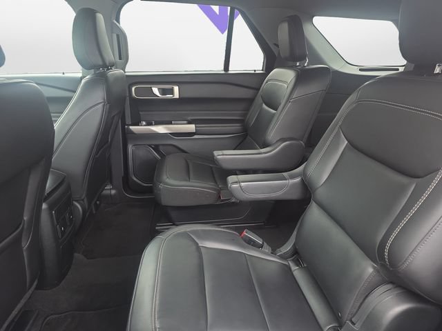 Certified 2023 Ford Explorer XLT w/ Equipment Group 202A AWD/4WD image 15