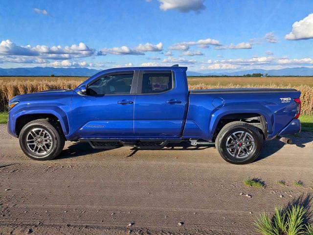 Used 2025 Toyota Tacoma TRD Sport w/ TRD Sport Premium Package image 6