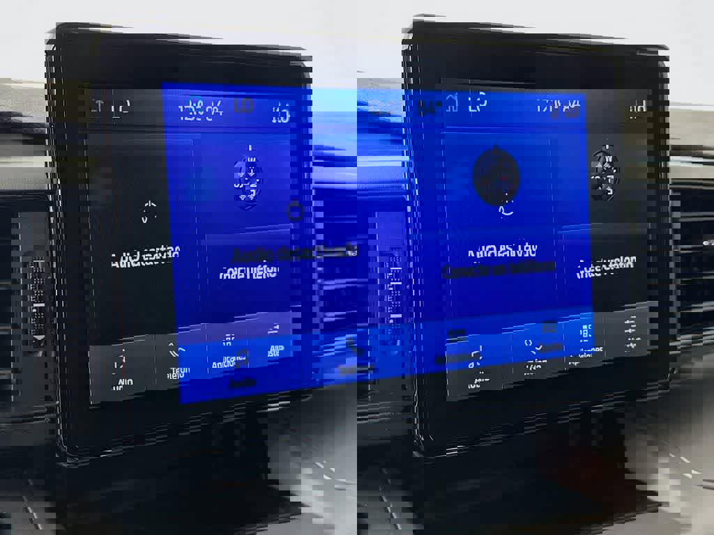 Certified 2024 Ford Explorer XLT image 16