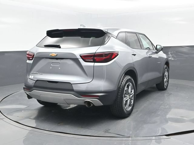 Used 2025 Chevrolet Blazer LT AWD/4WD image 21