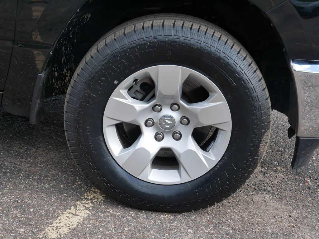 Used 2024 RAM 1500 Lone Star AWD/4WD image 7