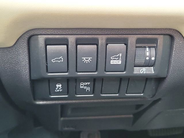 Used 2020 Subaru Ascent Limited w/ Popular Package #2A image 18