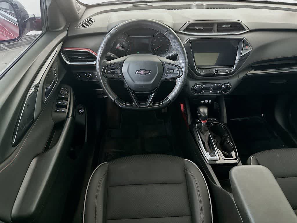 Used 2023 Chevrolet TrailBlazer RS w/ Sun and Liftgate Package AWD/4WD image 9