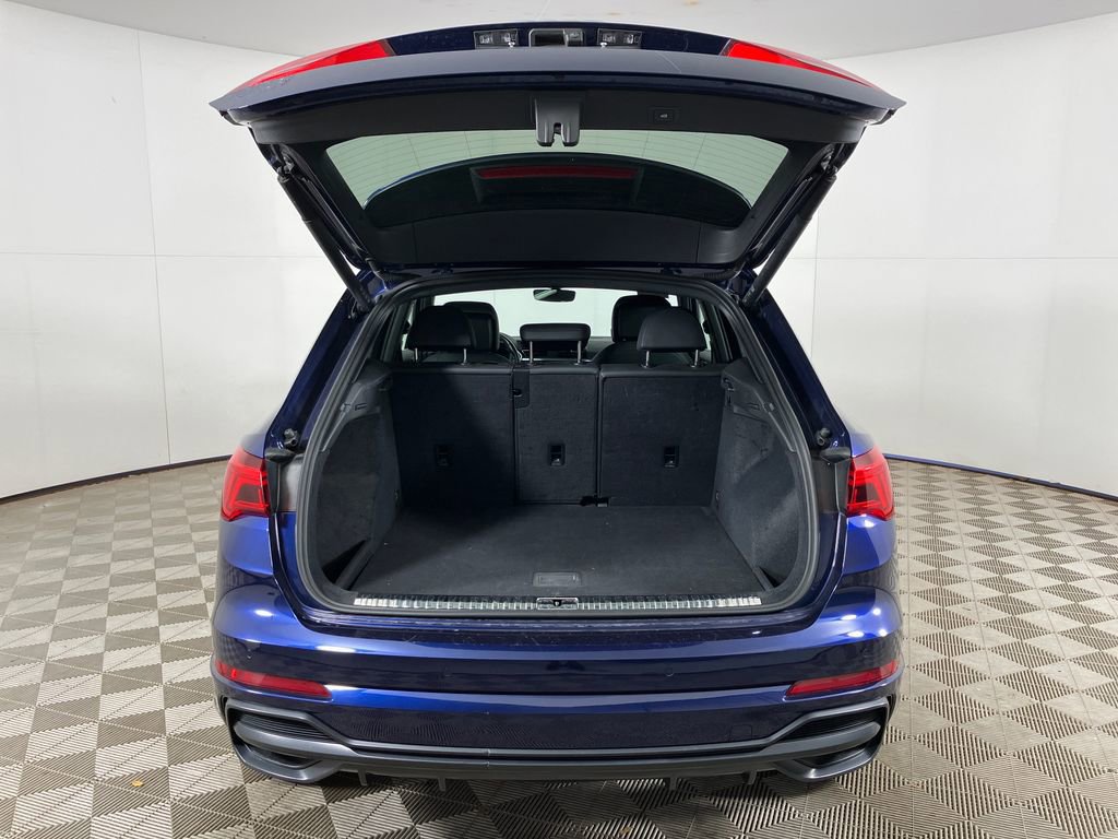 Used 2022 Audi Q3 2.0T Premium Plus image 12