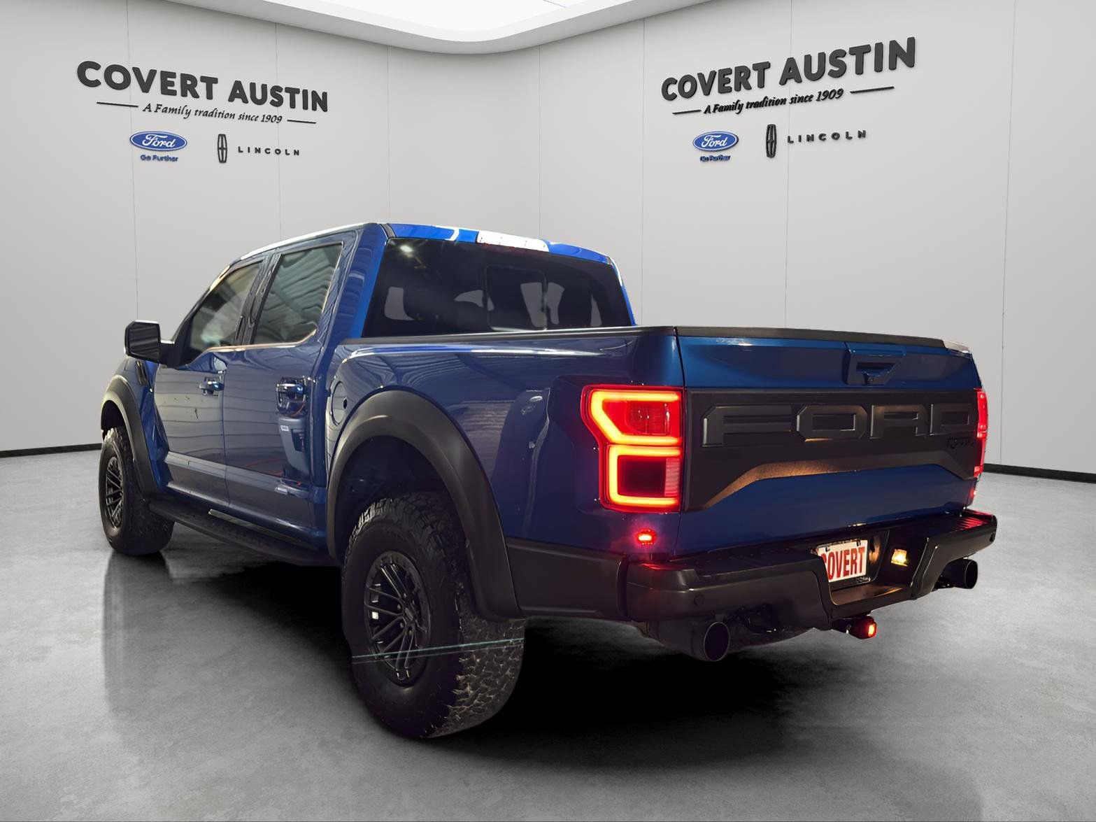 Certified 2020 Ford F150 Raptor w/ Equipment Group 802A Luxury image 3