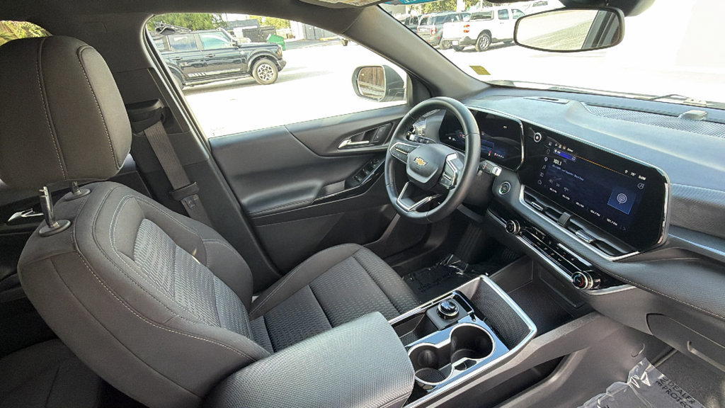Used 2026 Chevrolet Equinox LT FWD image 29