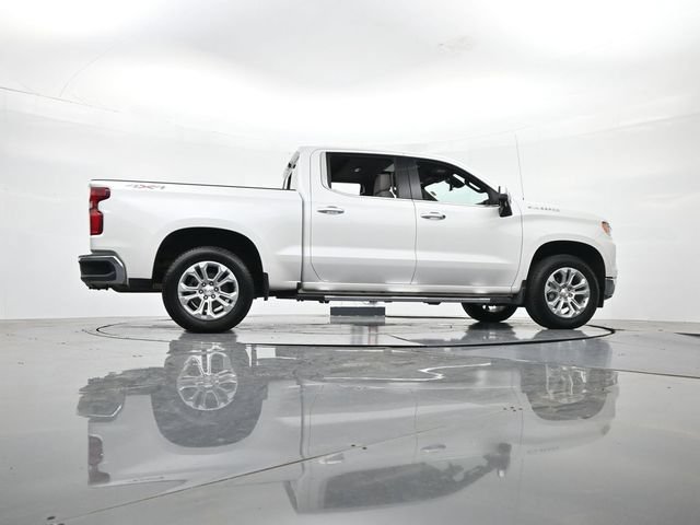 Used 2025 Chevrolet Silverado 1500 LTZ w/ LTZ Premium Package AWD/4WD image 34