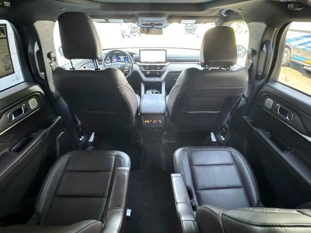 Certified 2025 Ford Explorer Platinum w/ LUX Leather Package AWD/4WD image 31