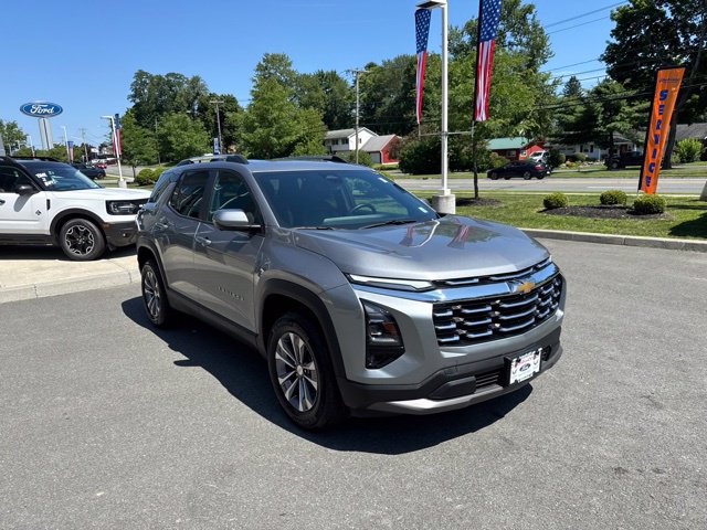 Used 2025 Chevrolet Equinox LT w/ Convenience Package II AWD/4WD image 5
