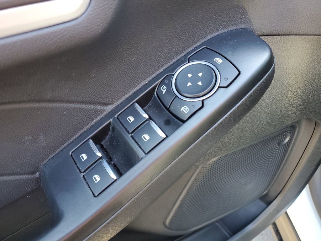 Certified 2025 Ford Escape Platinum image 25