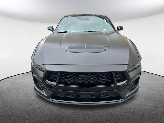 Certified 2025 Ford Mustang GT Premium RWD image 4