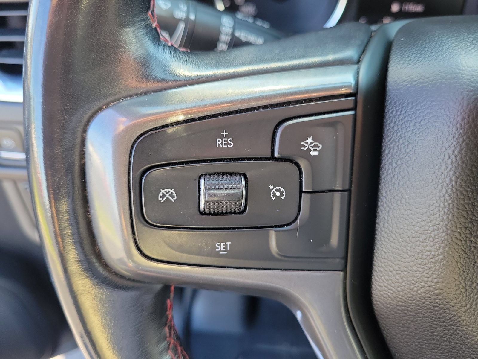 Used 2021 Chevrolet Tahoe RST RWD image 21