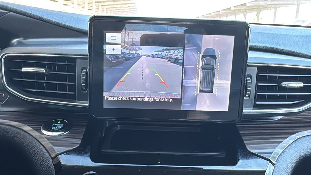 Certified 2021 Ford Explorer Limited w/ Hybrid Equipment Group 310A RWD image 16