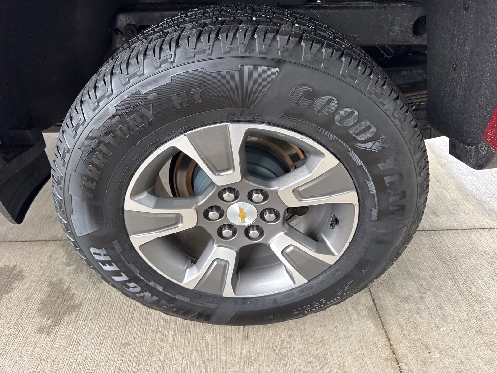 Used 2017 Chevrolet Colorado Z71 image 22