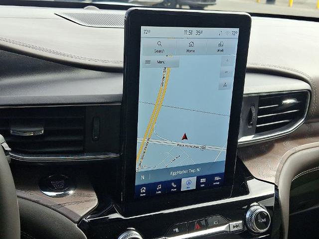 Certified 2022 Ford Explorer Platinum w/ Equipment Group 601A image 18