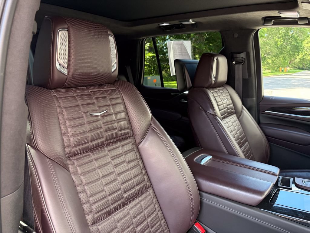 Used 2022 Cadillac Escalade Sport Platinum AWD/4WD image 42