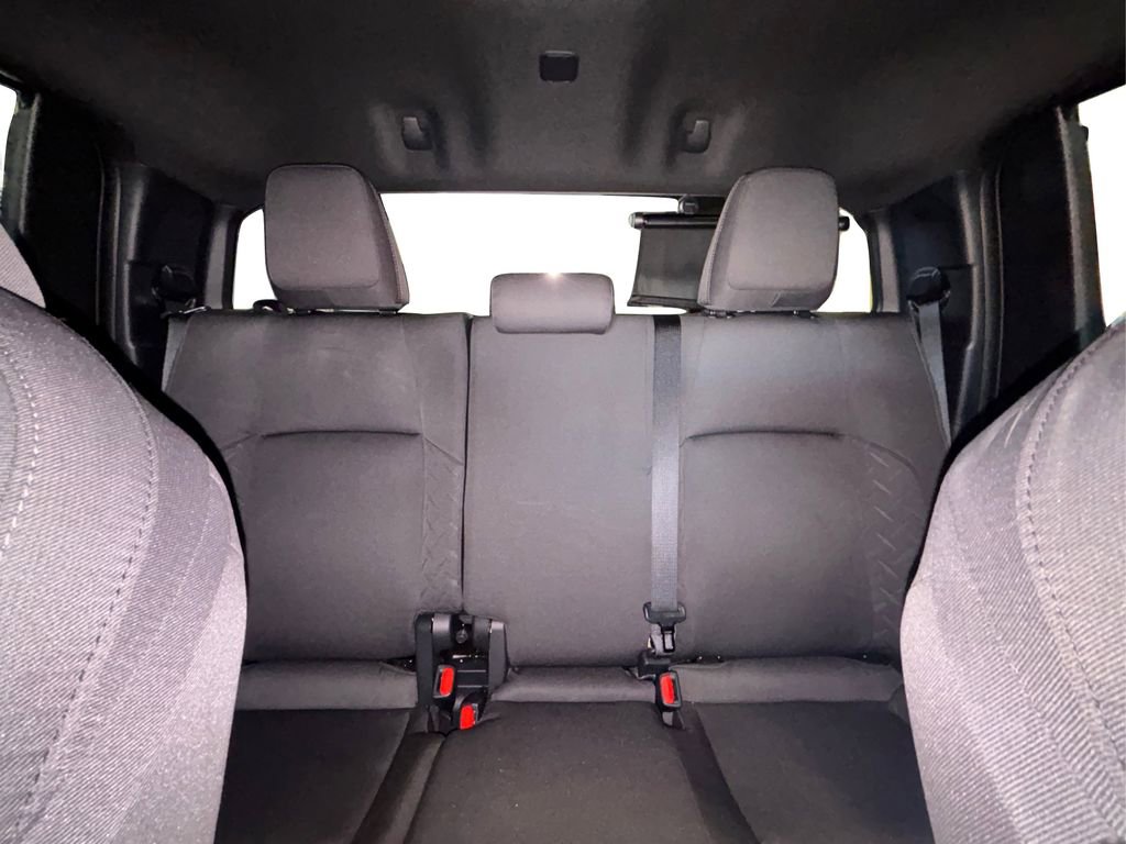 Used 2025 Toyota Tacoma SR5 AWD/4WD image 23