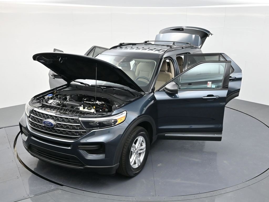 Certified 2022 Ford Explorer XLT w/ Class IV Trailer Tow Package image 59