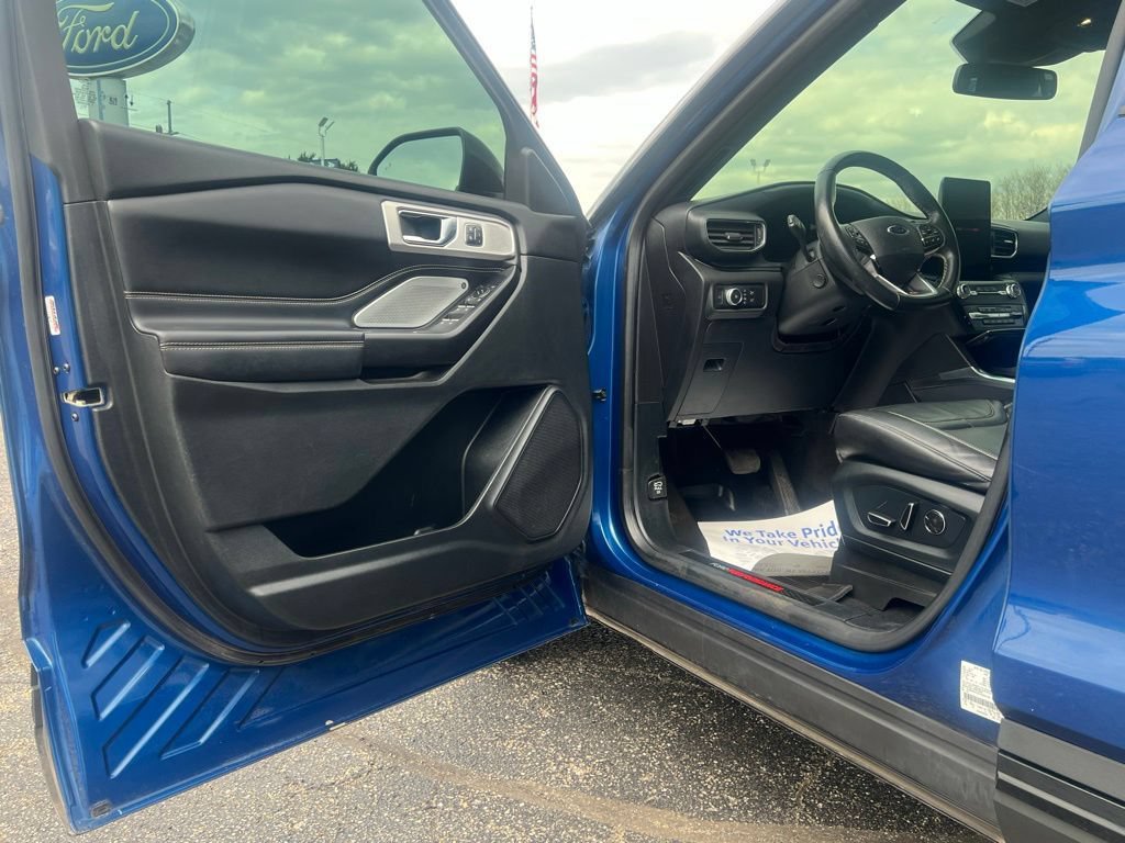 Certified 2020 Ford Explorer ST w/ ST High-Performance Pack AWD/4WD image 9