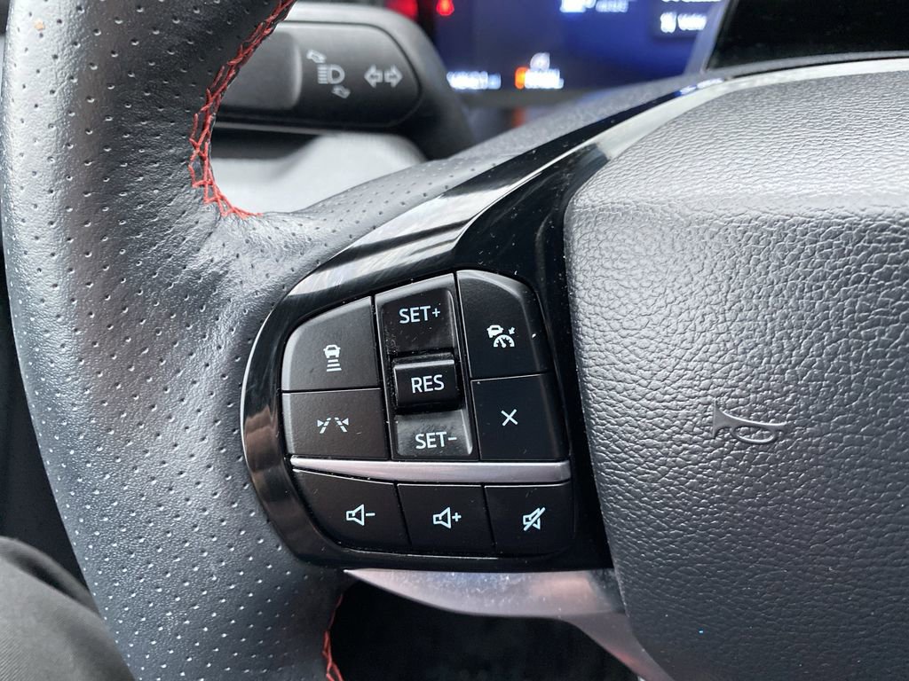 Certified 2025 Ford Explorer ST-Line w/ Premium Package image 36