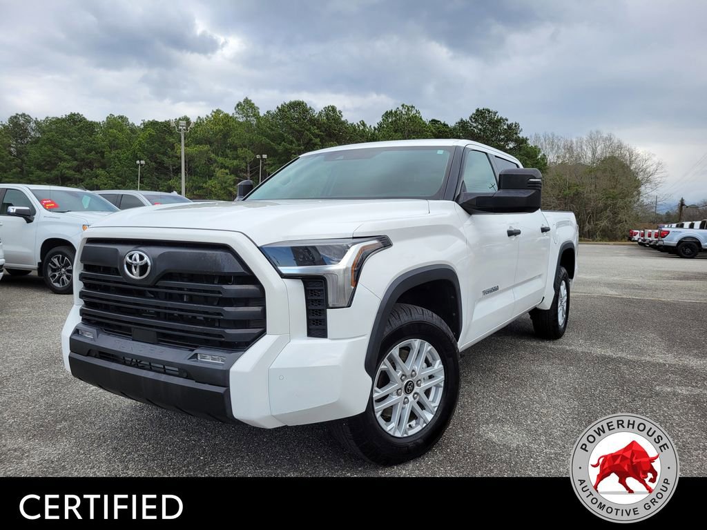 Used 2022 Toyota Tundra SR5 w/ SR5 Convenience Package AWD/4WD image 1