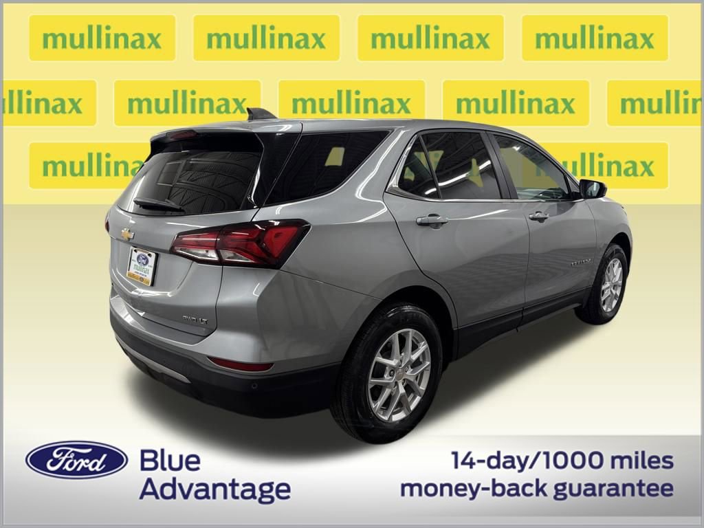 Used 2024 Chevrolet Equinox LT w/ Driver Convenience Package image 3