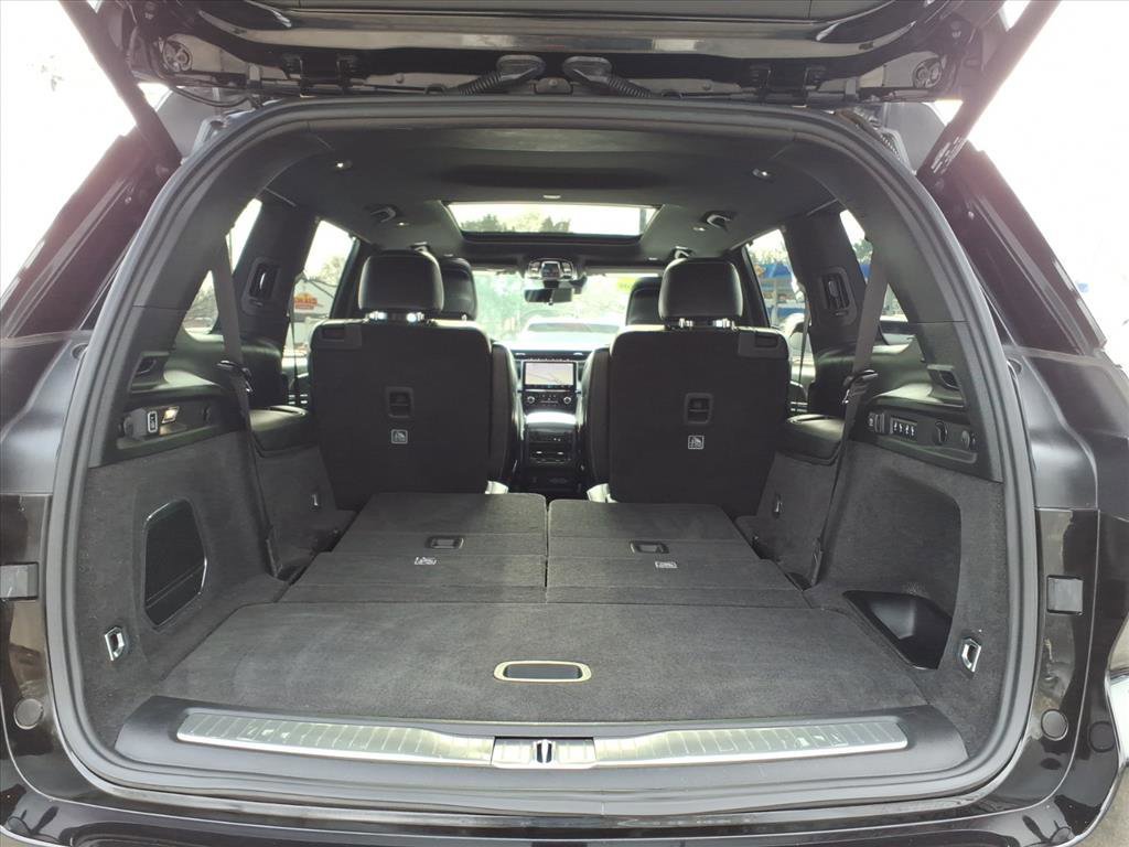 Used 2021 Jeep Grand Cherokee L Overland w/ Luxury Tech Group IV image 11