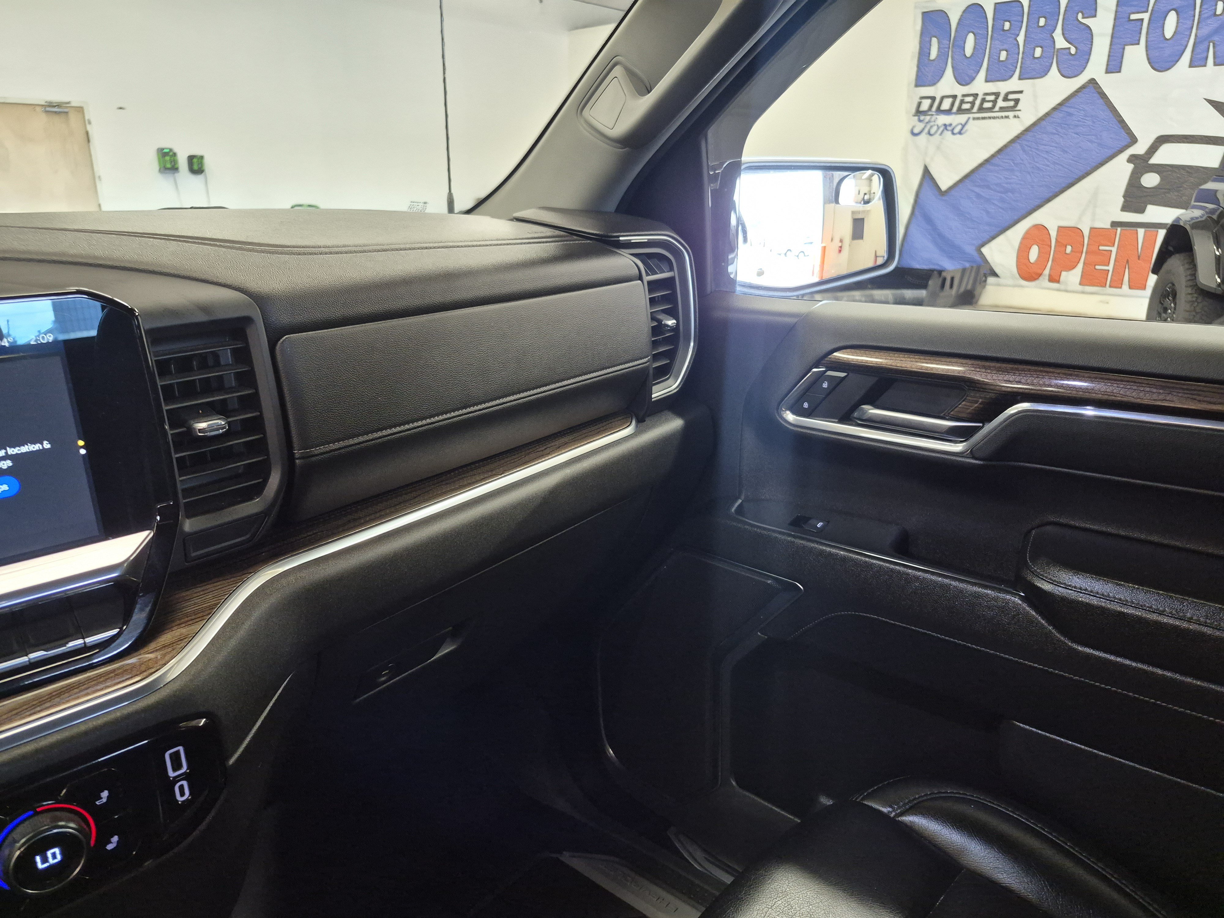 Used 2023 Chevrolet Silverado 1500 LT w/ Protection Package AWD/4WD image 22