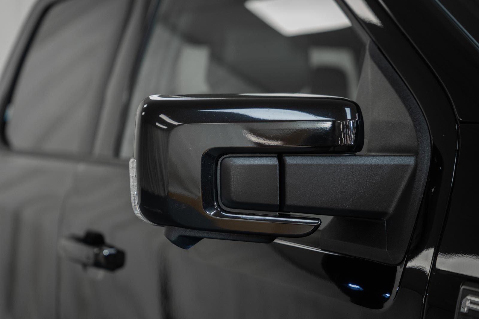 Certified 2023 Ford F150 Lariat w/ Equipment Group 502A High image 19