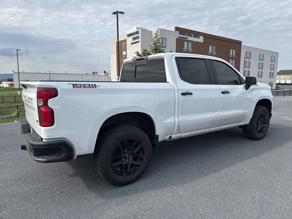 Used 2022 Chevrolet Silverado 1500 LT Trail Boss w/ Convenience Package II image 3