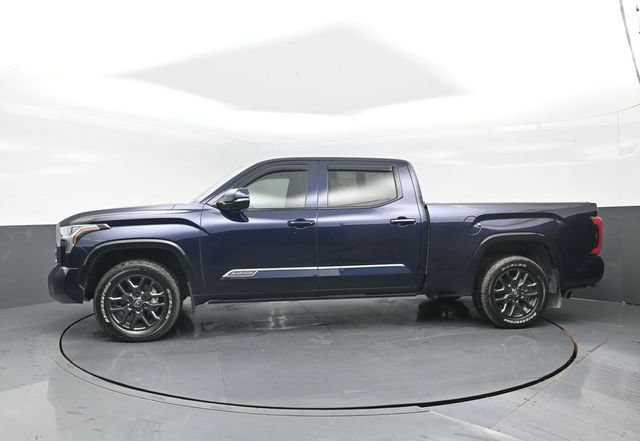 Used 2025 Toyota Tundra Platinum AWD/4WD image 4