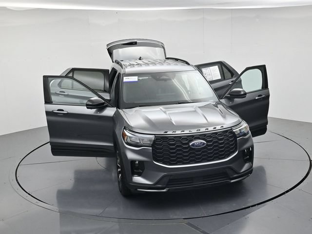 Certified 2025 Ford Explorer ST-Line AWD/4WD image 51
