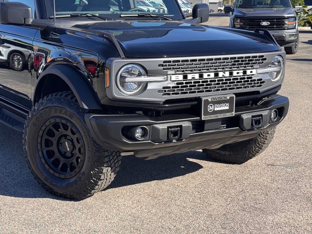Certified 2025 Ford Bronco Badlands image 3