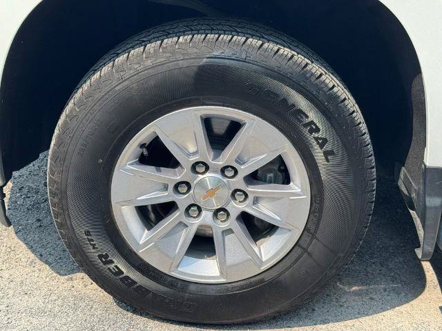 Used 2025 Chevrolet Silverado 1500 W/T RWD image 15