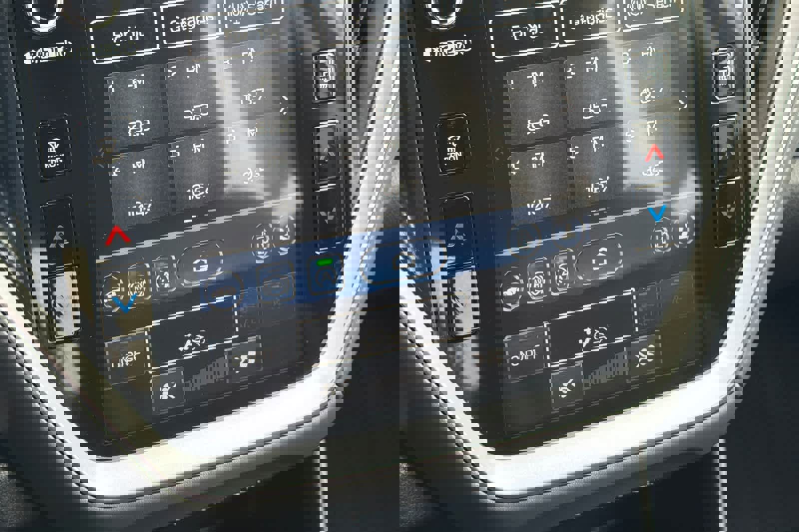 Used 2025 Subaru Crosstrek 2.0i Premium w/ Crosstrek Mirror Package image 20