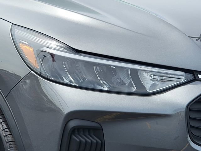 Certified 2025 Ford Escape Active FWD image 16