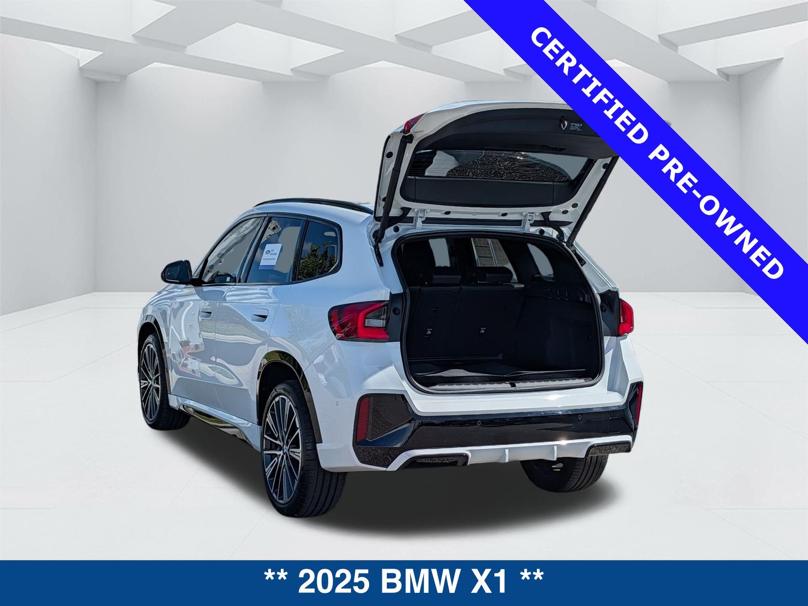Used 2025 BMW X1 xDrive28i w/ Technology Package AWD/4WD image 14