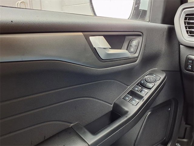 Certified 2025 Ford Escape SE w/ Class II Trailer Tow Package image 26