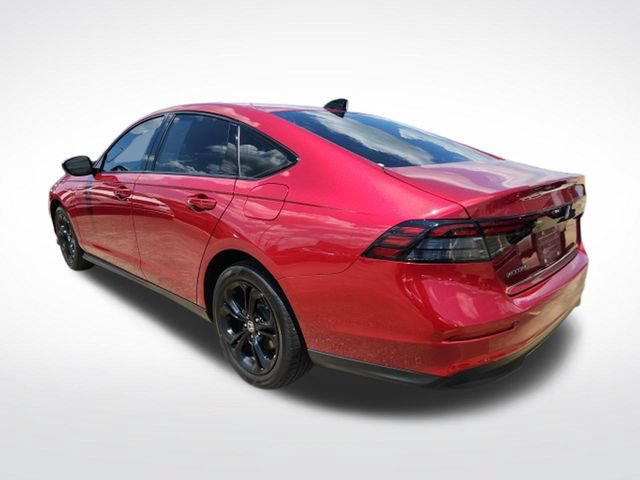 Used 2025 Honda Accord SE image 6
